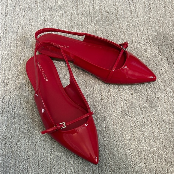 Marc Fisher Women's Glossy Red Flats - Picture 1 of 4